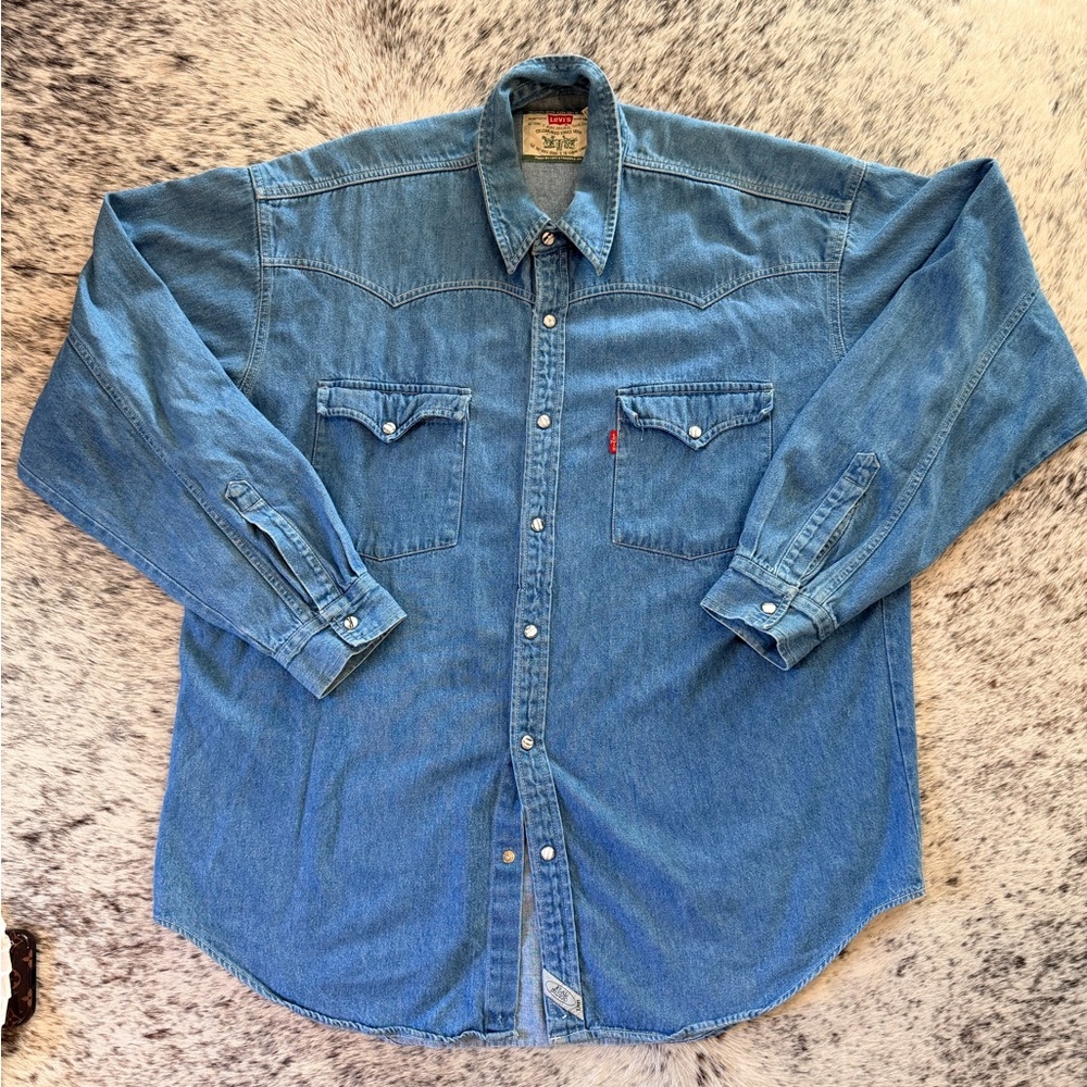 Levi’s Denim Shirt
